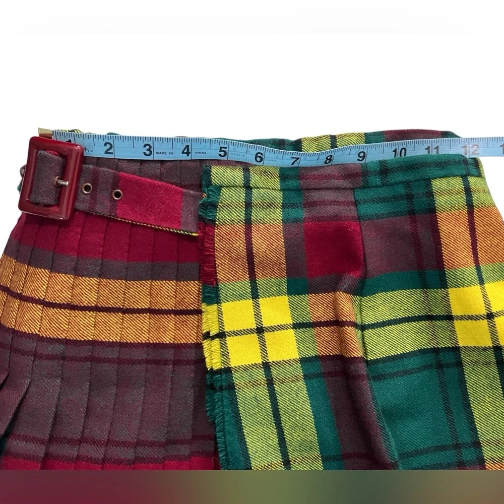 Gorgeous Heavy Scottish Plaid Kilt - Picture 10 of 11